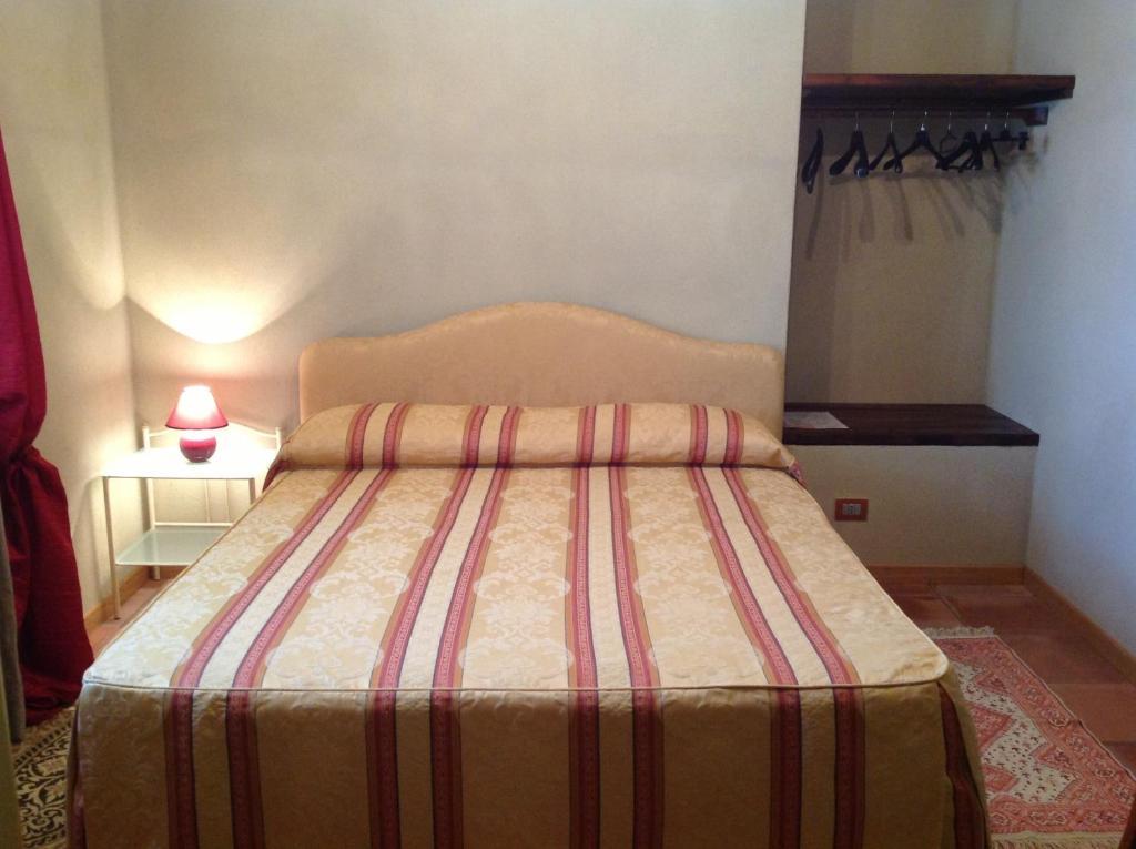 Locanda San Lorenzo Roddino Zimmer foto